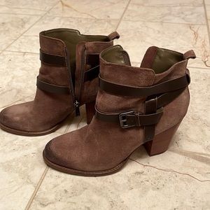 Ivanka Trump Suede Leather Ankle Boots Women’s Size 9